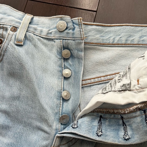 Short - Picture 4 of 6